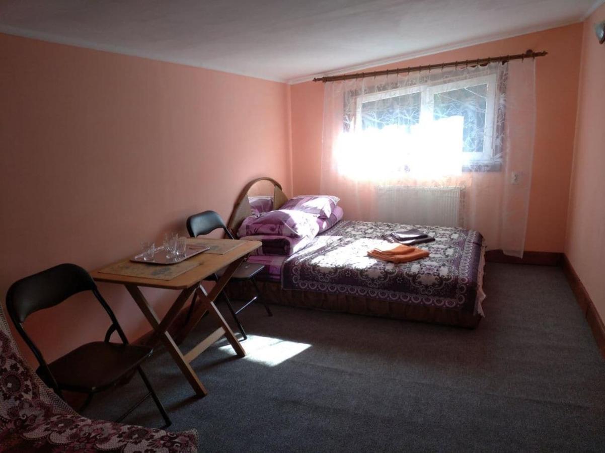 Cheres Hotel Яблоница Экстерьер фото